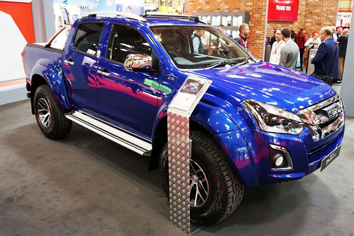 Ban tai Isuzu D-Max Safir 