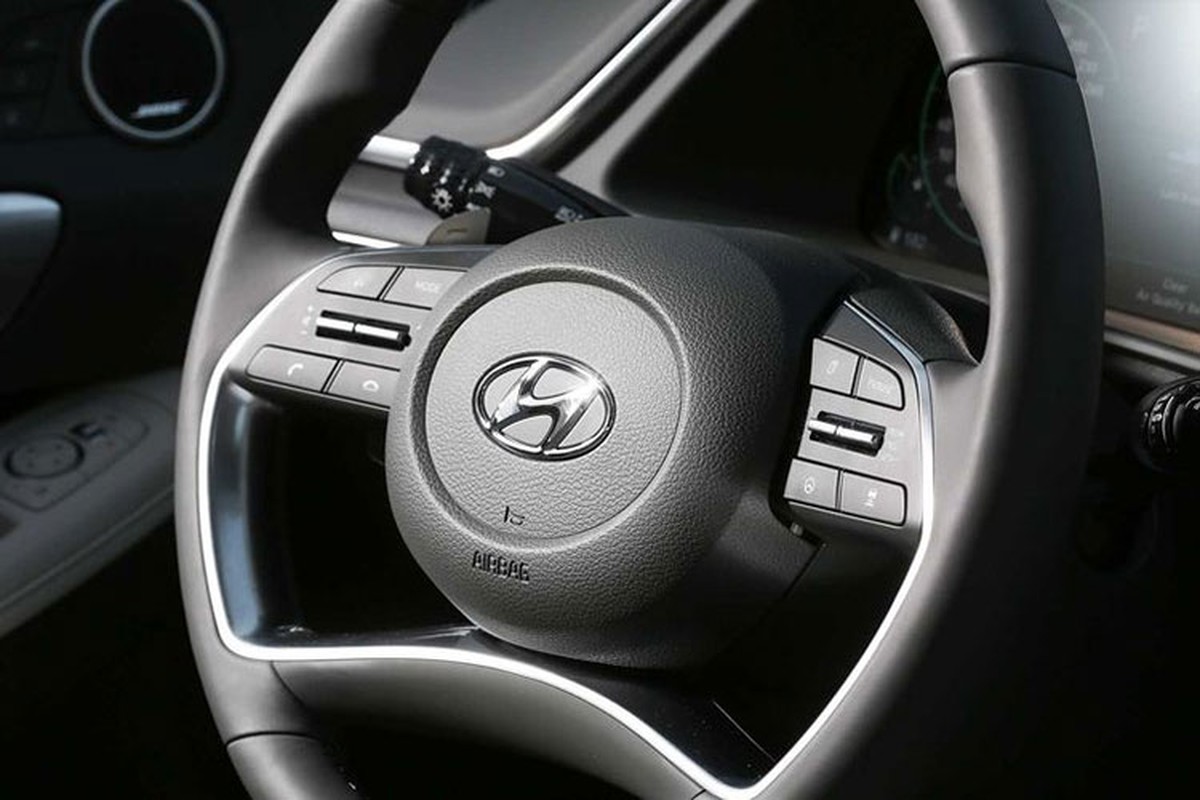 Hyundai Sonata 2020 moi gia tu 564 trieu dong 