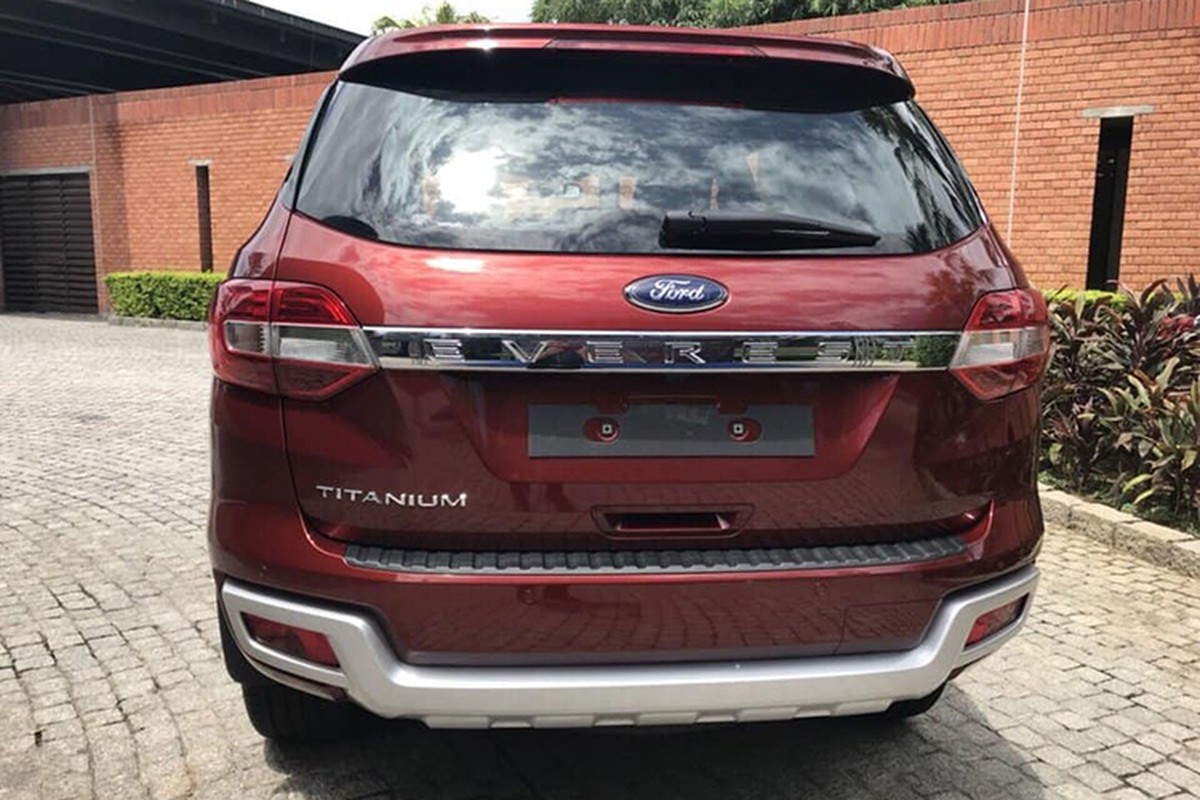 Ford Everest giam gia soc toi 130 trieu tai Viet Nam-Hinh-3