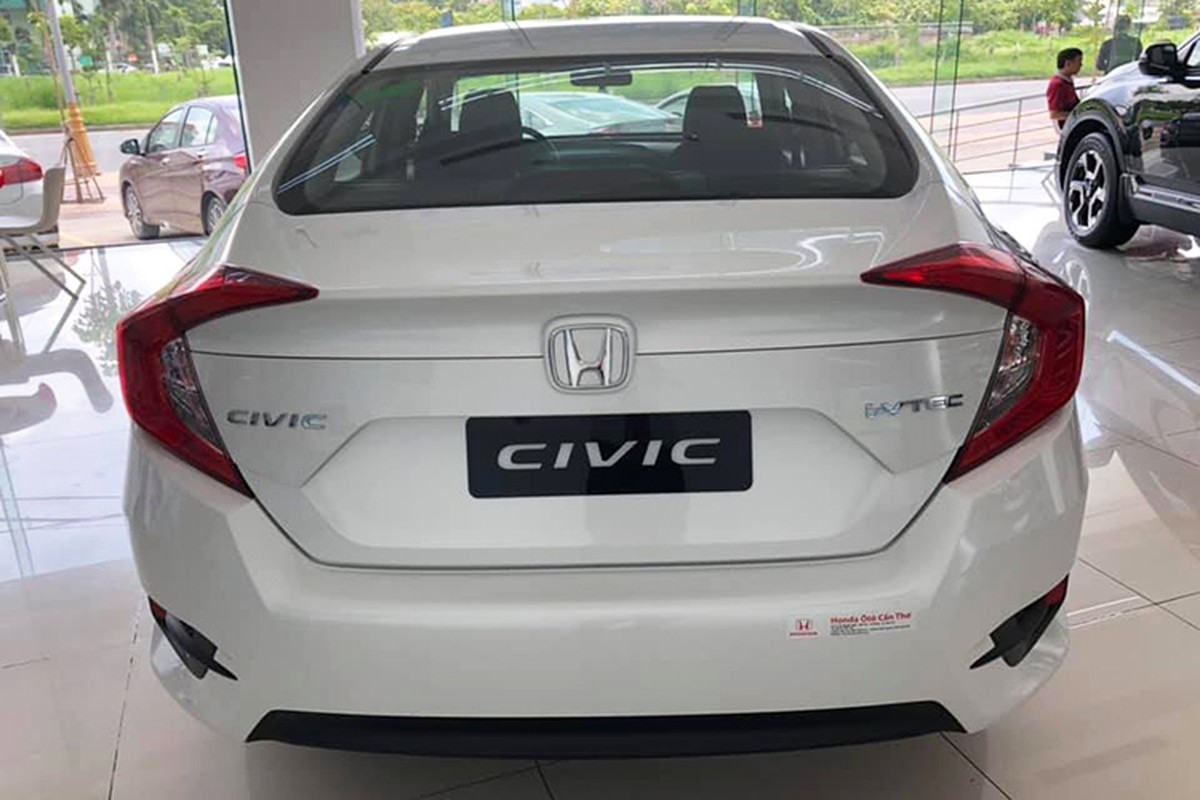 Can canh Honda Civic 1.8E gia 729 trieu tai Ha Noi-Hinh-10