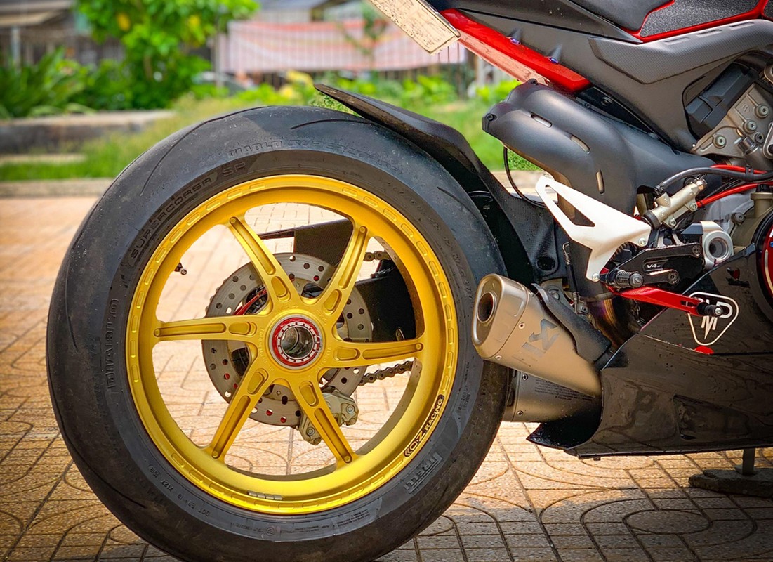 Ducati Panigale V4 do 200 trieu thanh xe dua WSBK tai Sai Gon-Hinh-9