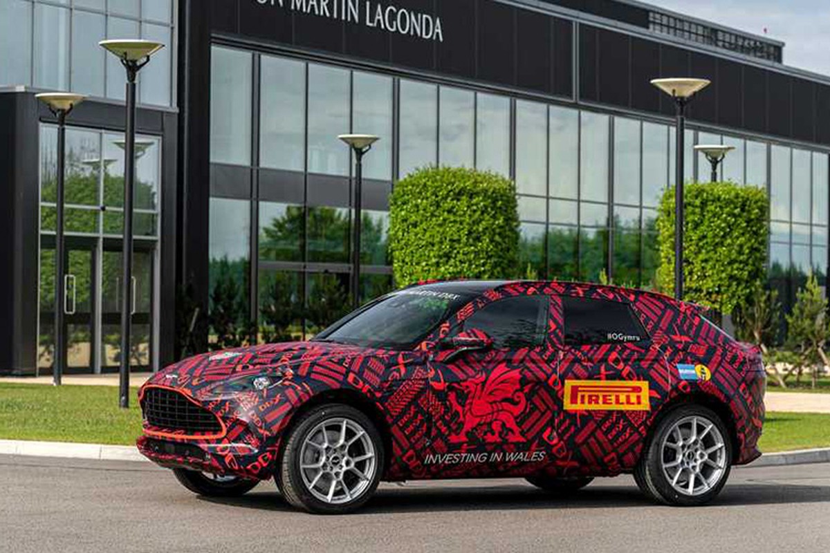 Xe SUV Aston Martin DBX lo dien truoc ngay ra mat-Hinh-7