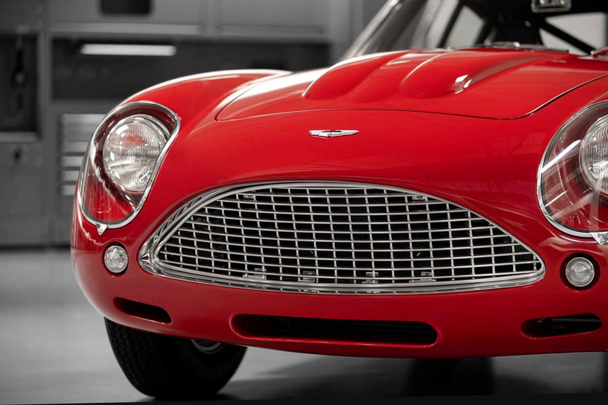Chi tiet Aston Martin DB4 GT Zagato doi 1960 ban tai sinh-Hinh-6