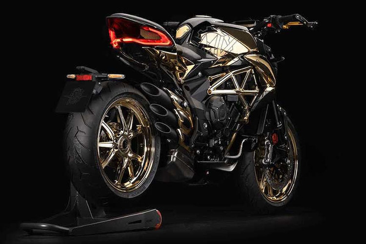 Dai gia dat hang MV Agusta ma vang sieu doc dao-Hinh-9