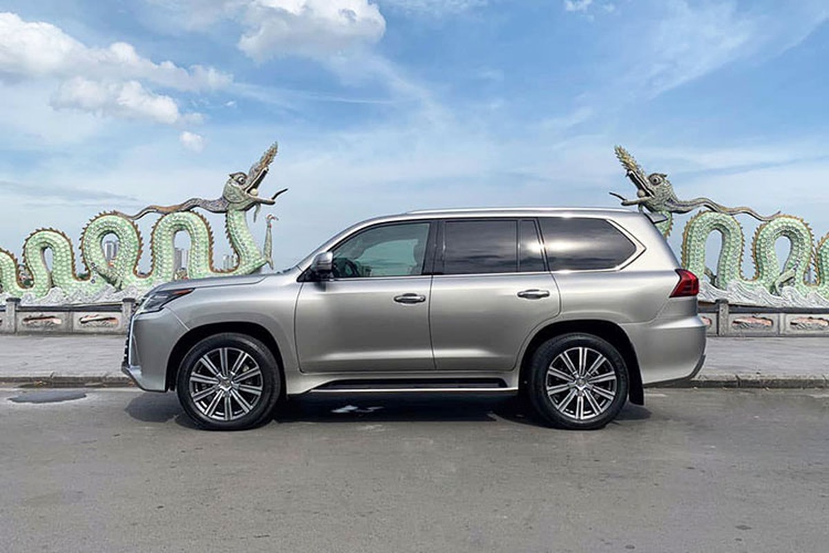 Xe sang Lexus LX570 dung chan ban hon 7 ty tai Ha Noi-Hinh-2