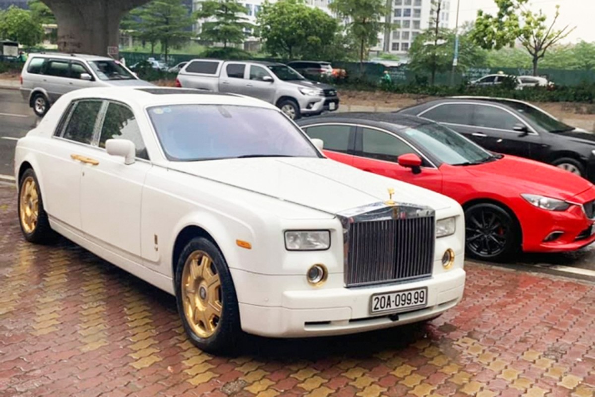 Dai gia ban Rolls-Royce “tu quy 9” ma vang 15 ty-Hinh-9