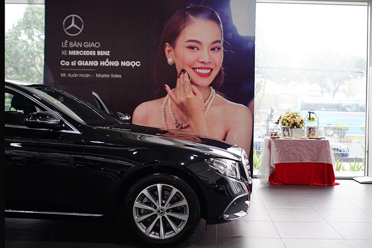 Giang Hong Ngoc tau xe sang Mercedes-Benz E-Class hon 2 ty-Hinh-8