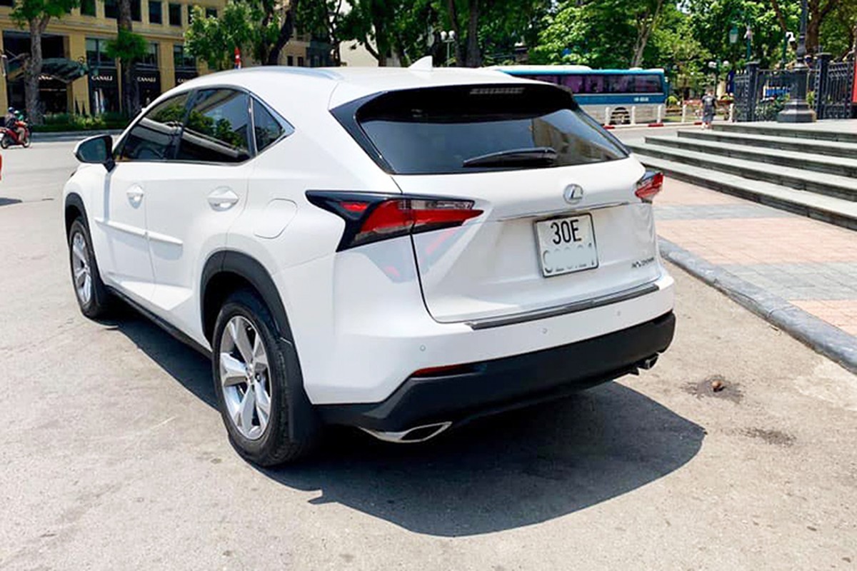 Xe sang Lexus NX200t 