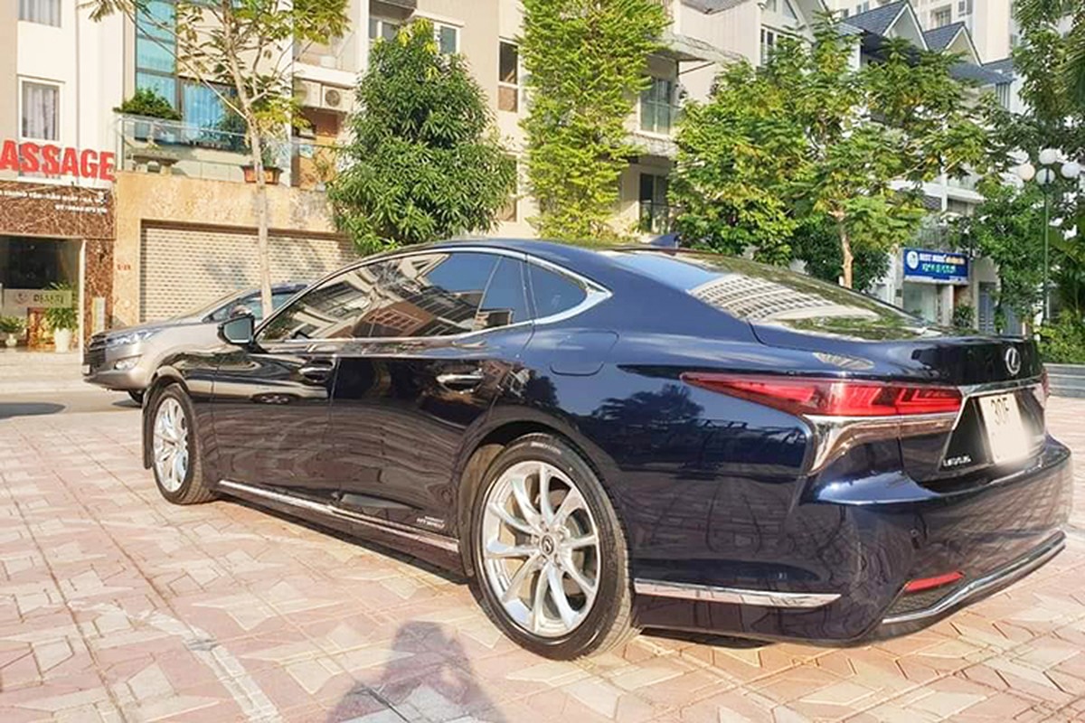 Xe sang Lexus LS500h hon 6 ty dong len san xe cu Ha Noi-Hinh-10