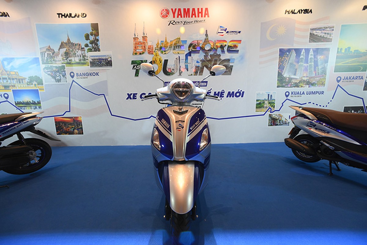 Phuot thu Viet cuoi xe ga Yamaha chay xuyen Dong Nam A