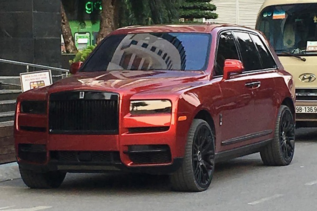 Dai gia Ha Noi do SUV sieu sang Rolls-Royce Cullinan hon 40 ty