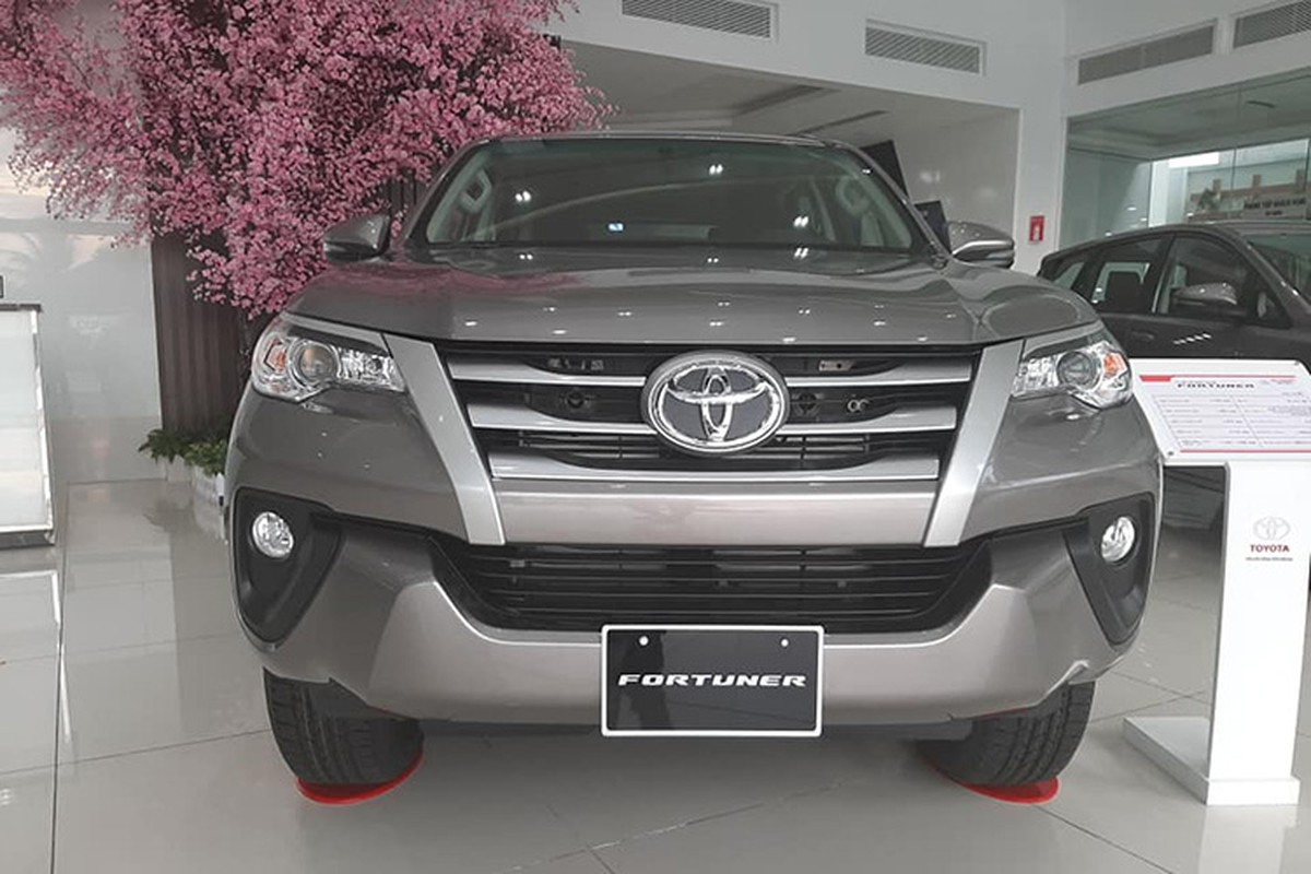 Toyota Fortuner may dau giam toi 115 trieu tai Viet Nam-Hinh-3