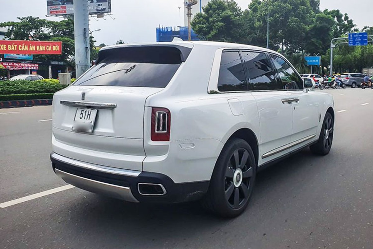 Rolls-Royce Cullinan hon 41 ty ra bien trang o Sai Gon-Hinh-4