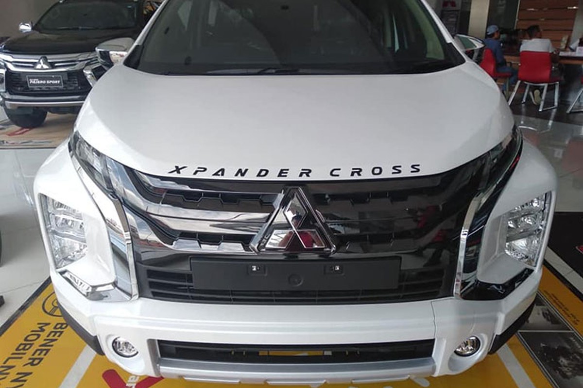 Mitsubishi Xpander Cross moi tu 430 trieu dong tai Indonesia-Hinh-3