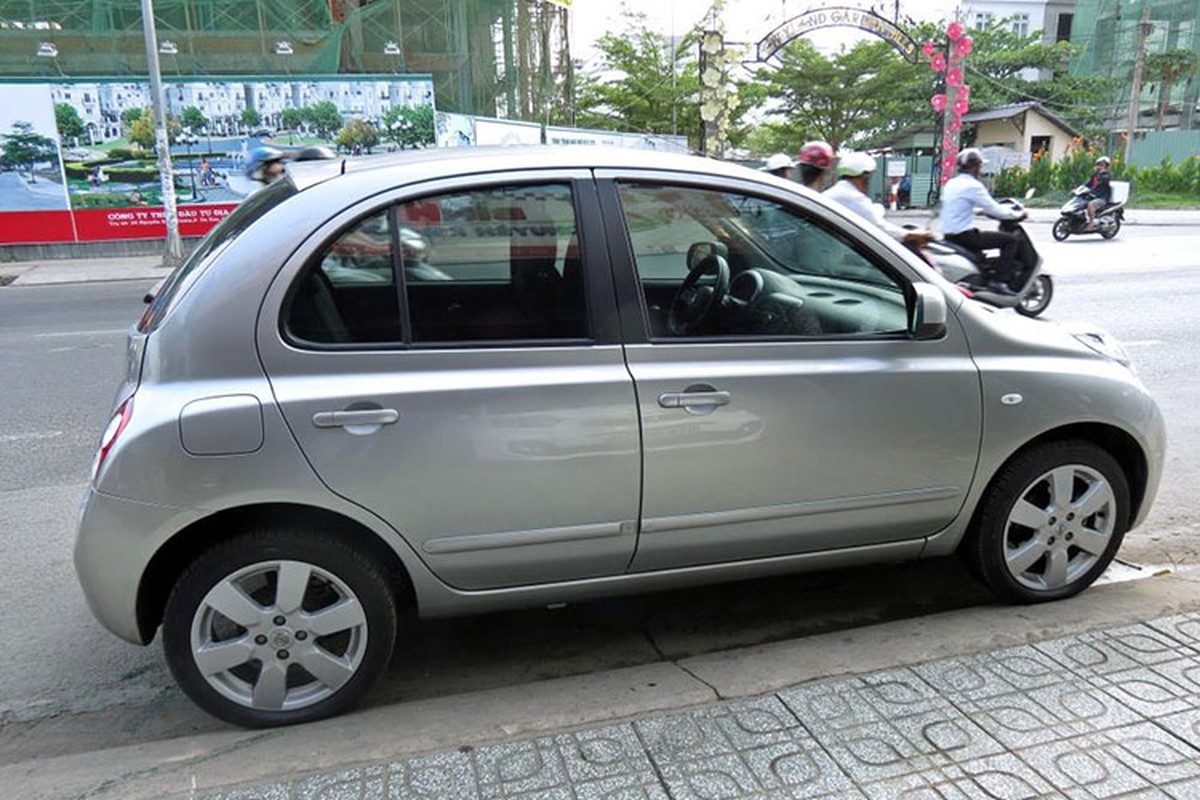 Nissan Micra dung 9 nam ban hon 300 trieu o Sai Gon-Hinh-2