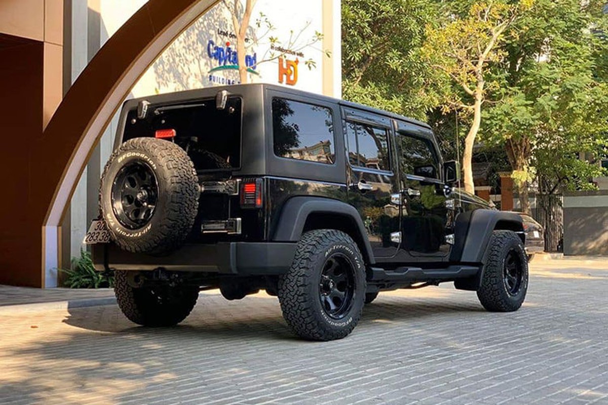Can canh Jeep Wrangler Unlimited gan 2,9 ty tai Ha Noi-Hinh-3