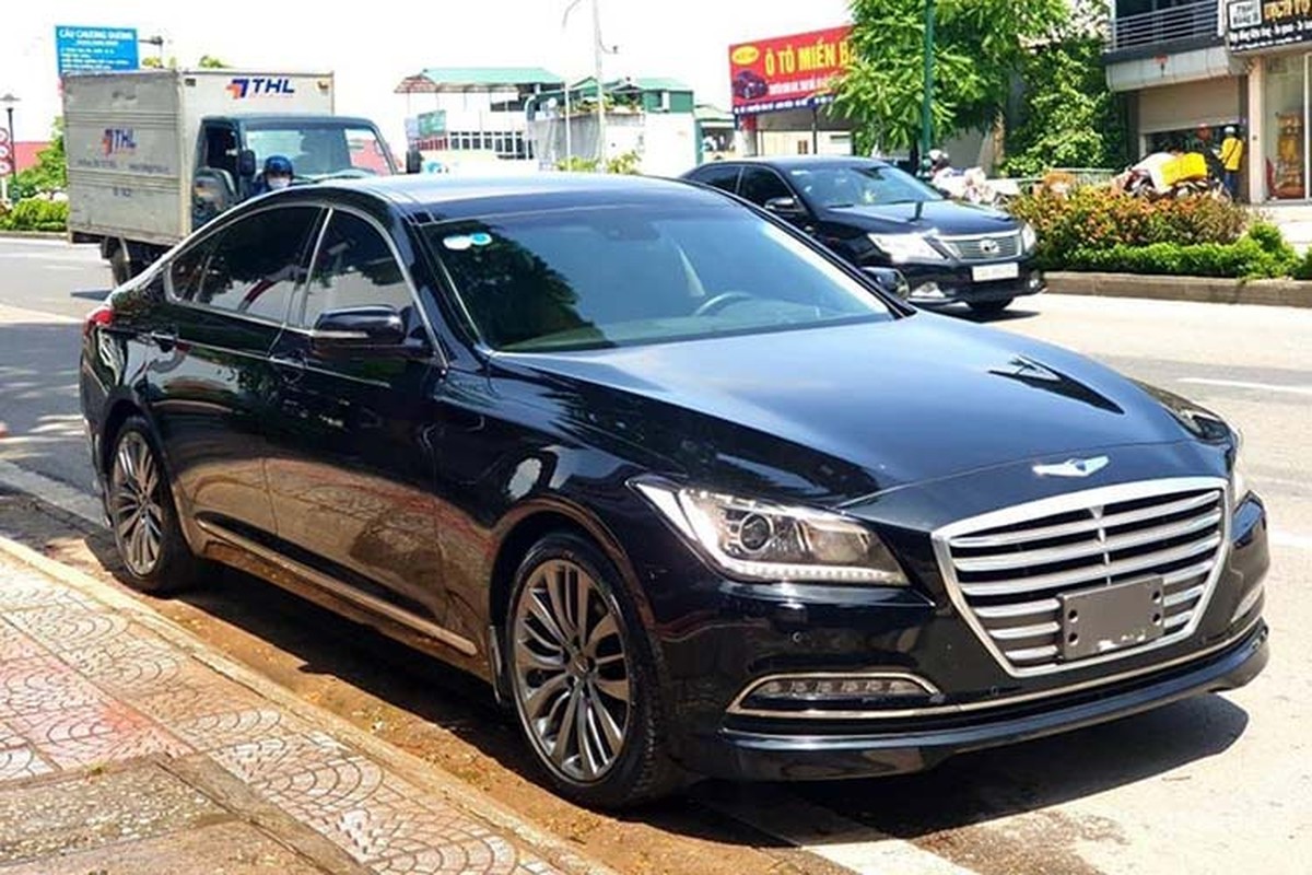 Genesis G80 dung 3 nam, lo hon 1 ty dong tai Viet Nam