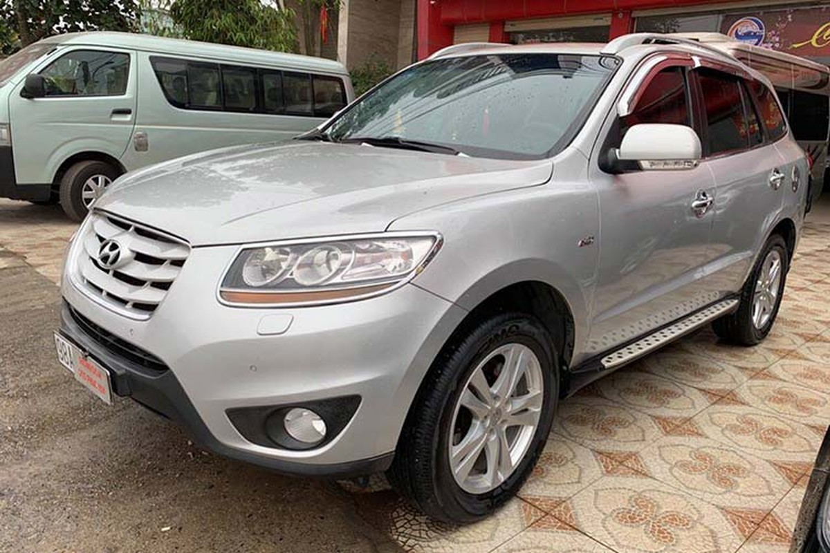 Hyundai Santa Fe SLX dung hon 10 nam ban hon 600 trieu dong