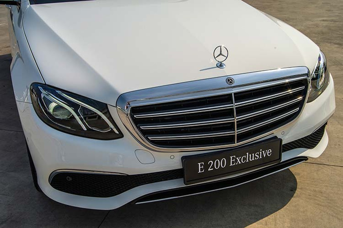 Can canh Mercedes-Benz E200 Exclusive hon 2,2 ty tai Viet Nam-Hinh-3