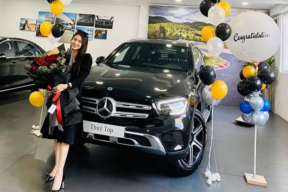 Thuy Top tau Mercedes-Benz GLC 200 4Matic 2020 hon 2 ty