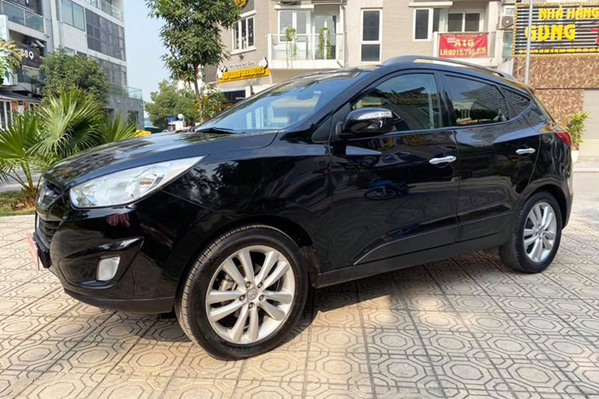 Hyundai Tucson may dau chay 10 nam, gan 500 trieu o Ha Noi