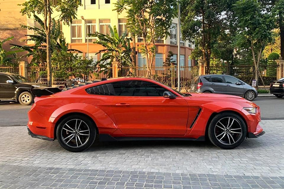 Dan choi Lao Cai rao ban “sieu xe” Ford Mustang hon 1 ty dong-Hinh-2