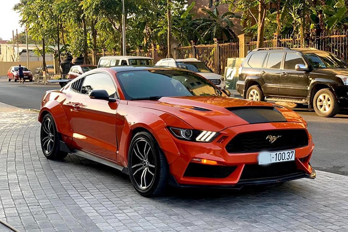 Dan choi Lao Cai rao ban “sieu xe” Ford Mustang hon 1 ty dong