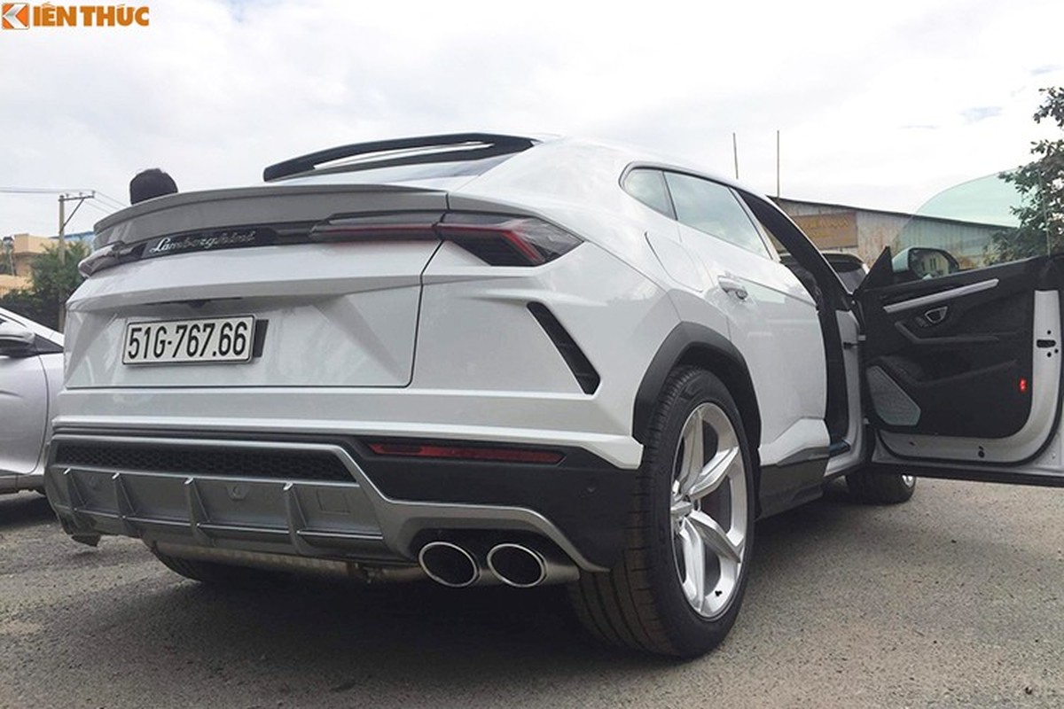 Dai gia Minh nhua ban sieu SUV Lamborghini Urus hon 20 ty-Hinh-5