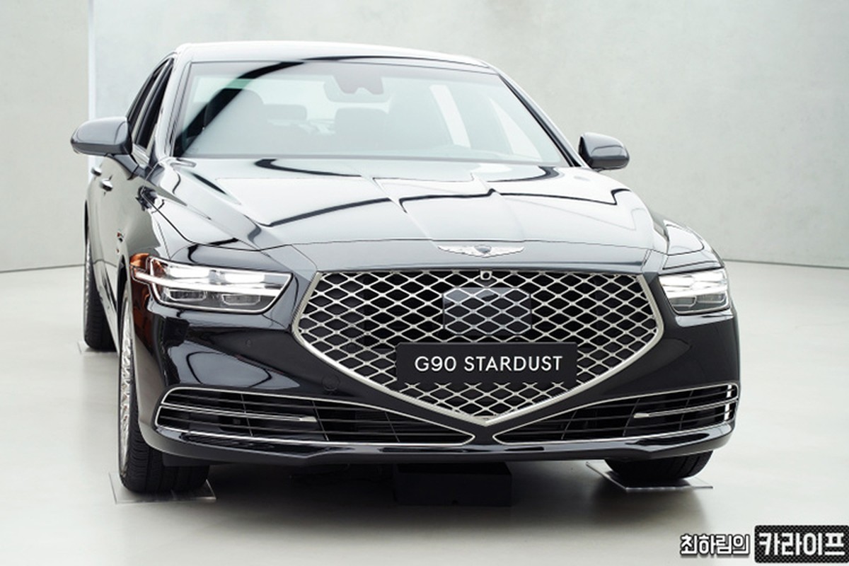 Xe sang Genesis G90 Stardust hon 2,5 ty dong 