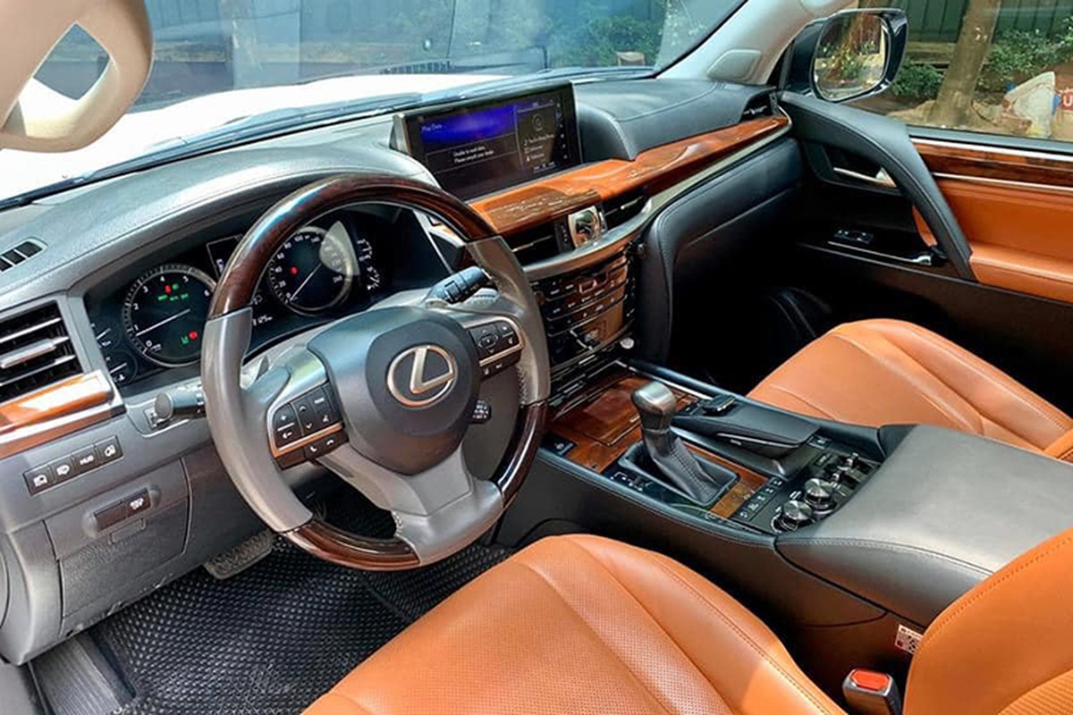 Can canh Lexus LX570 chay 4 nam hon 6 ty o Ha Noi-Hinh-4