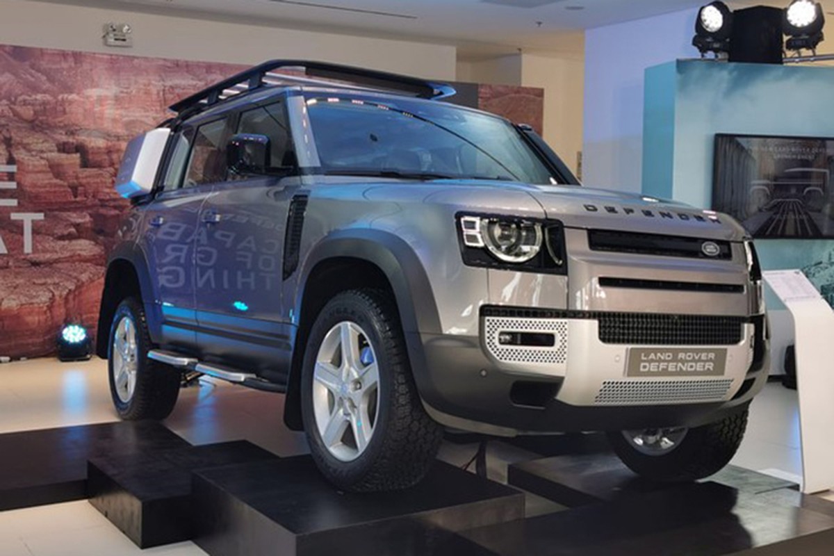 Land Rover Defender 2020 tu gan 4 ty chao hang tai Ha Noi