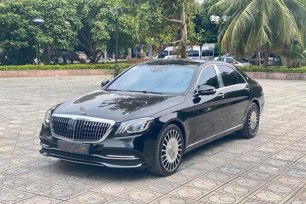 Chu xe Mercedes-Maybach S450 