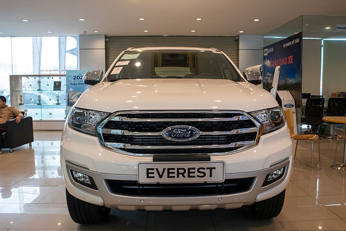 Ford Everest bat ngo giam toi 200 trieu dong tai Viet Nam-Hinh-3