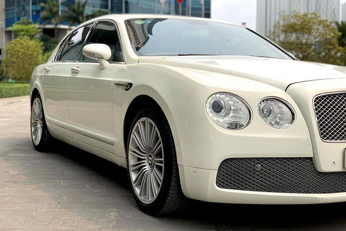 Chi tiet xe sieu sang Bentley Flying Spur chi 2,6 ty o Ha Noi-Hinh-3