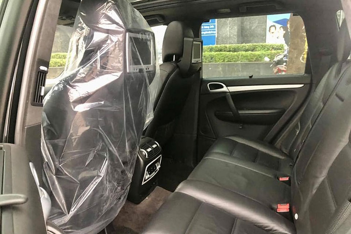 Chi tiet SUV hang sang Porsche Cayenne chi hon 800 trieu o Ha Noi-Hinh-5