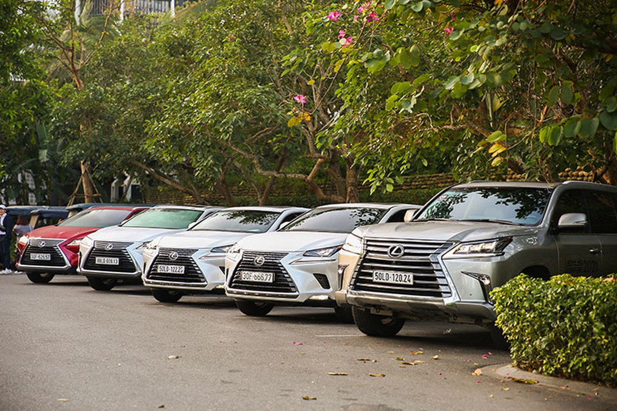 Hanh trinh Lexus Signature 2021 - “Tinh hoa bung hung khoi”