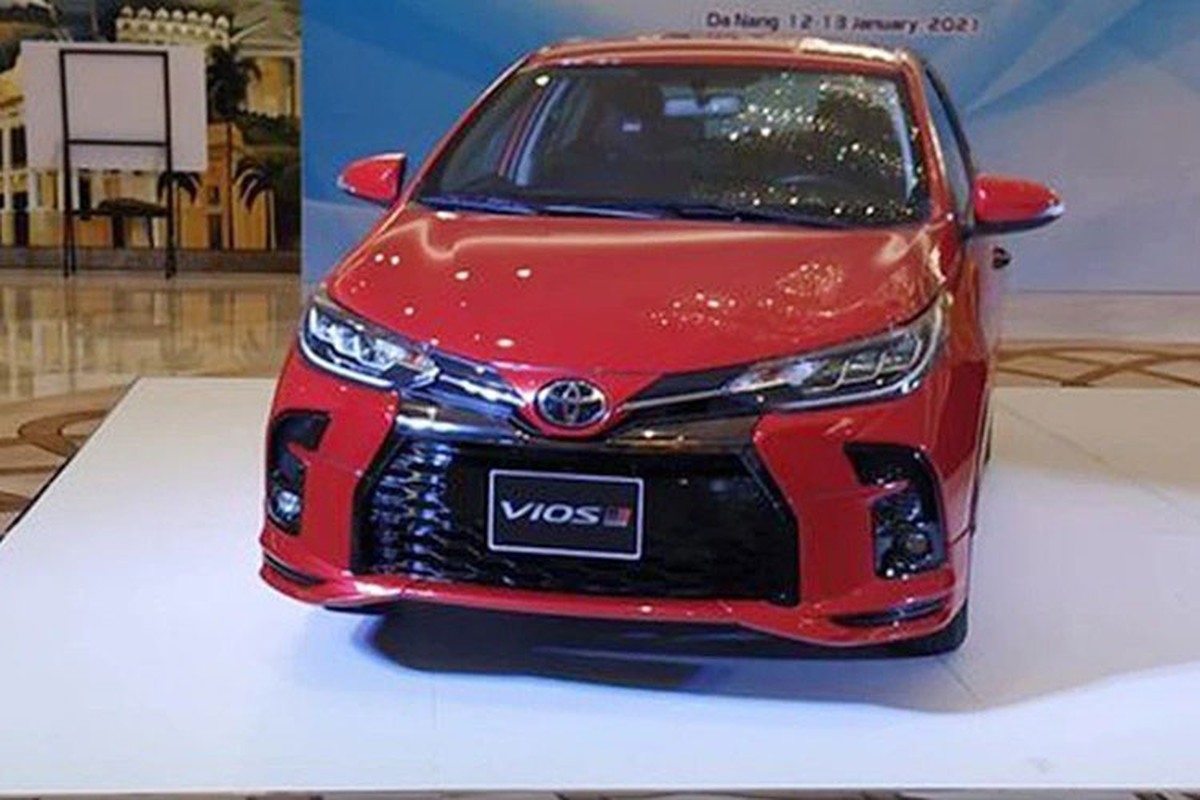 Toyota Vios GR Sport 2021 tu 557 trieu tai Malaysia ve Viet Nam
