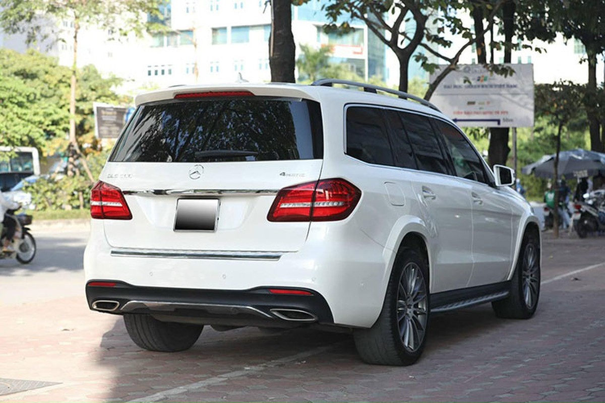 Mercedes-Benz GLS 500 chay 3 nam, 