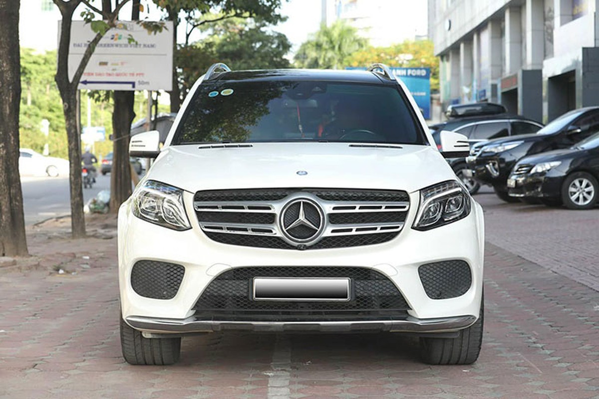 Mercedes-Benz GLS 500 chay 3 nam, 