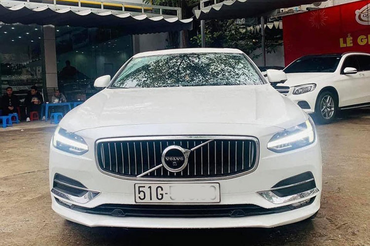 Xe sang Volvo S90 Inscription chay 4 nam, 