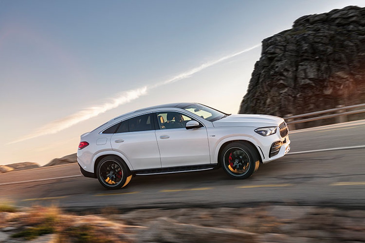 Mercedes-Benz GLE 53 4MATIC+ hon 5,3 ty tai Viet Nam 