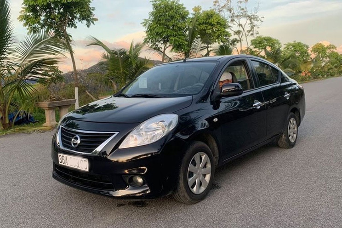 Can canh Nissan Sunny chay 5 nam, chi 200 trieu tai Thanh Hoa