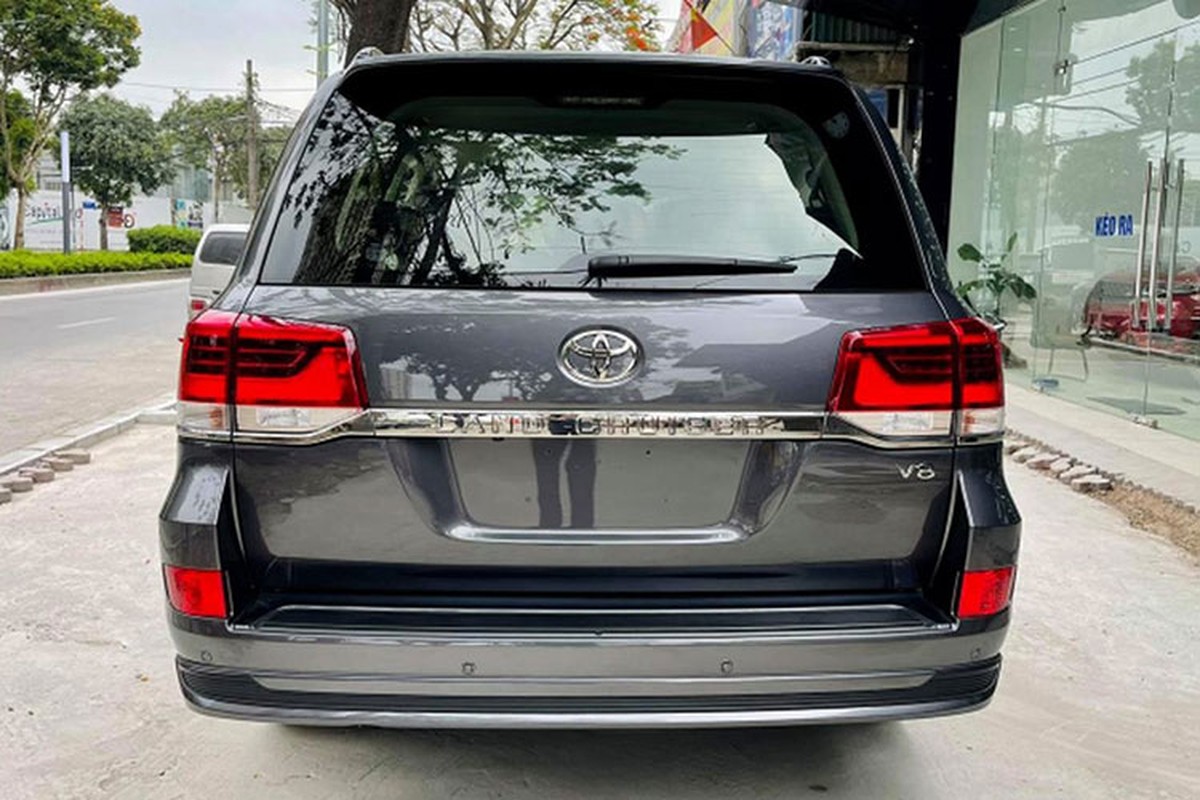 Toyota Land Cruiser 2021 mau 