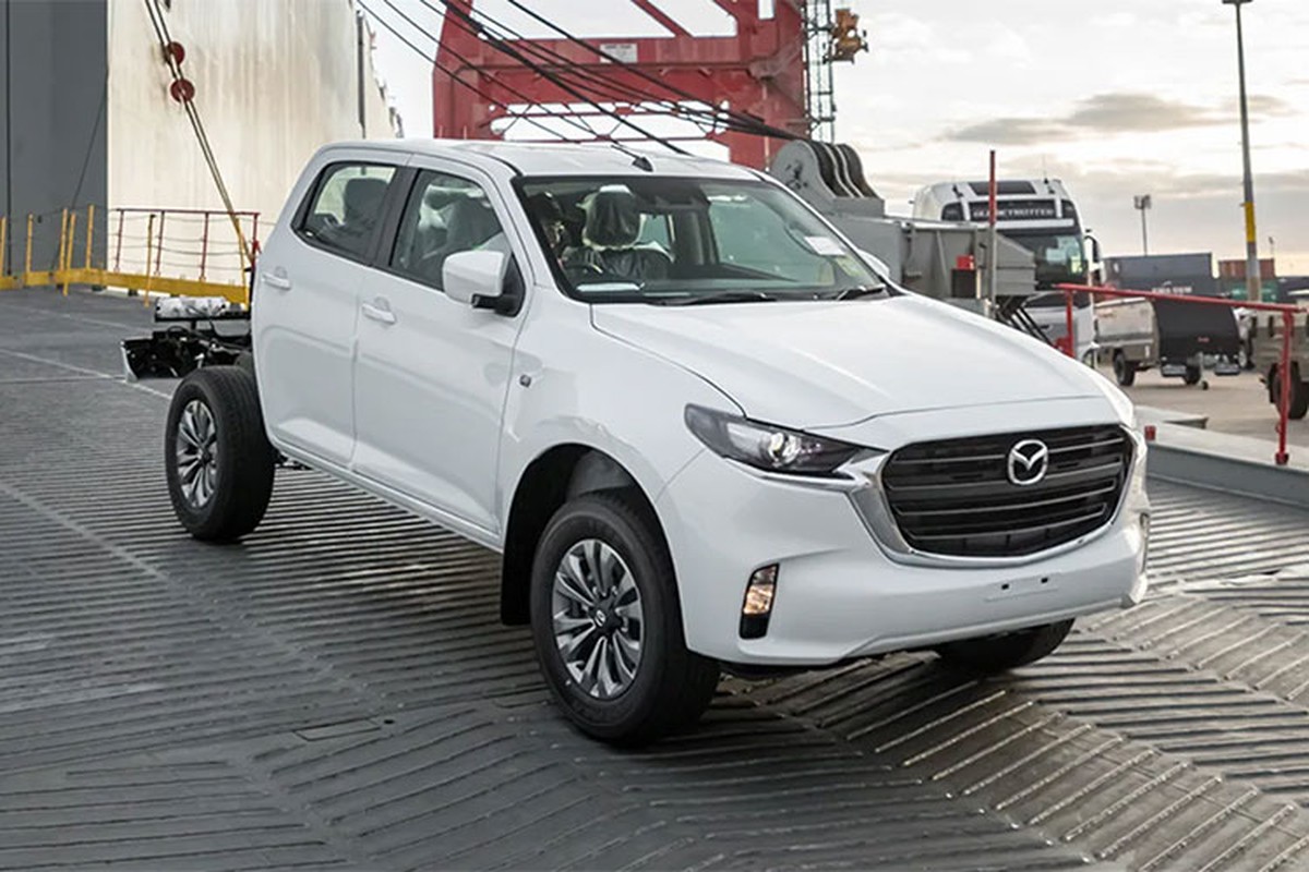 Mazda BT-50 2021 tai Viet Nam du kien tang toi 145 trieu dong-Hinh-2