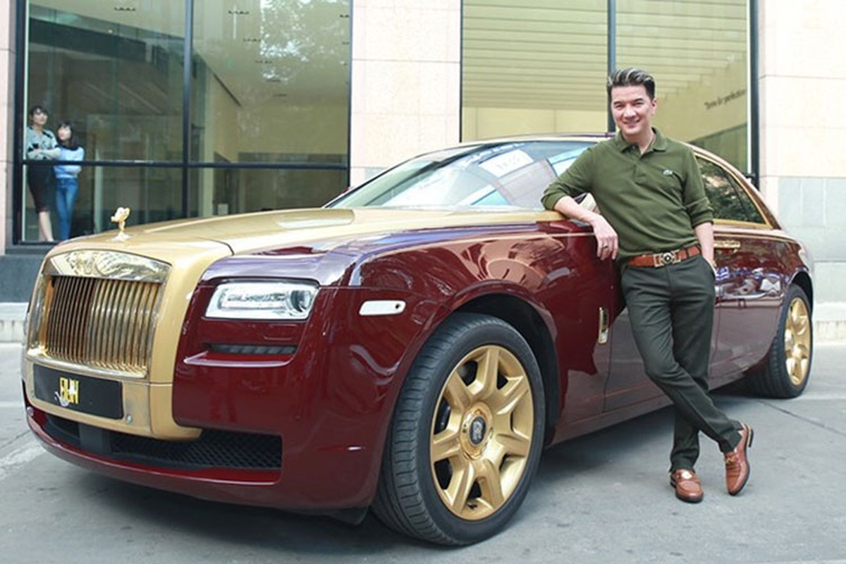 Dam Vinh Hung co Rolls-Royce chuc ty nhu ba Nguyen Phuong Hang?