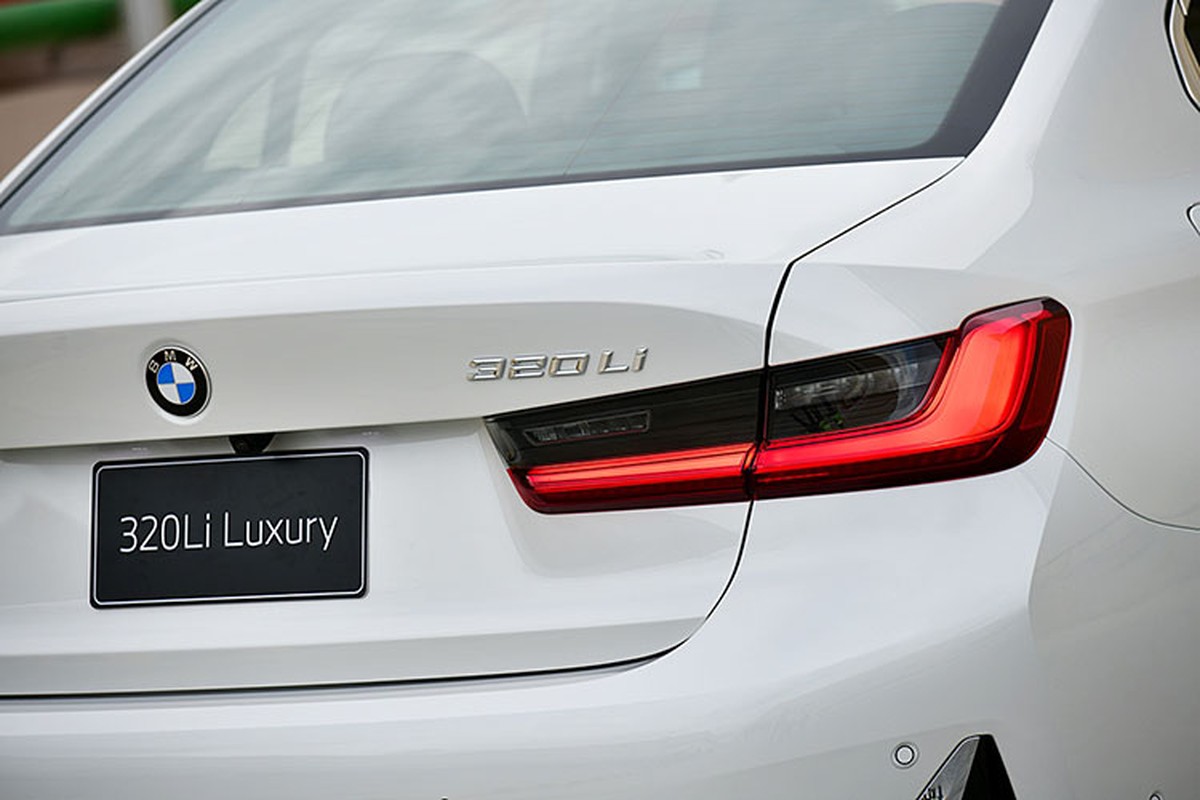 BMW 320Li Luxury chi 1,69 ty dong tai Thai Lan, co ve Viet Nam?-Hinh-4