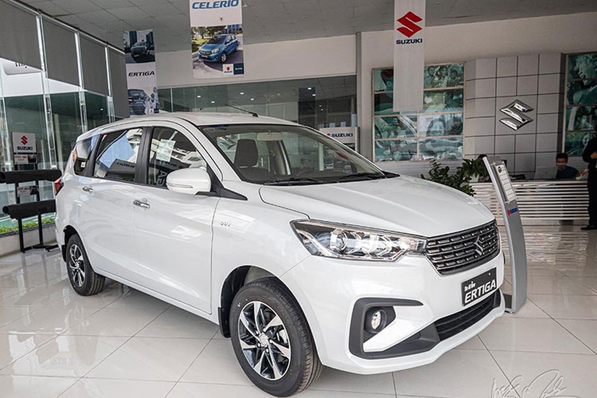 Suzuki Ertiga va Ciaz len dinh top xe oto 