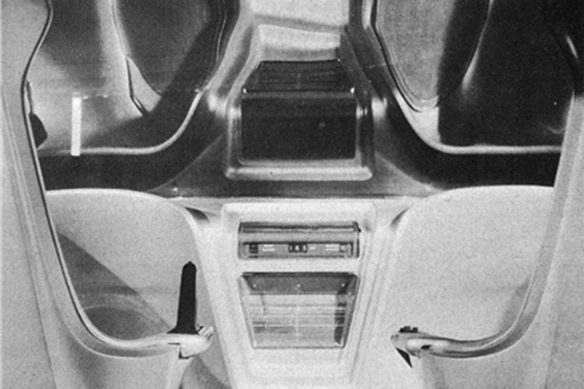 GM Firebird IV 1964- xe tu lai kem tu lanh va TV trong noi that-Hinh-9