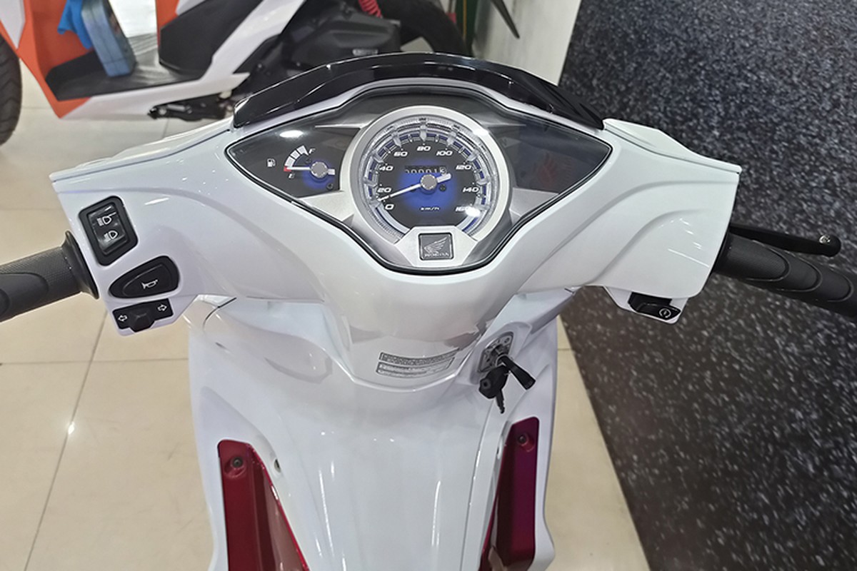 Xe may Honda Wave 125i nhap Thai hon 80 trieu dong tai Viet Nam-Hinh-4