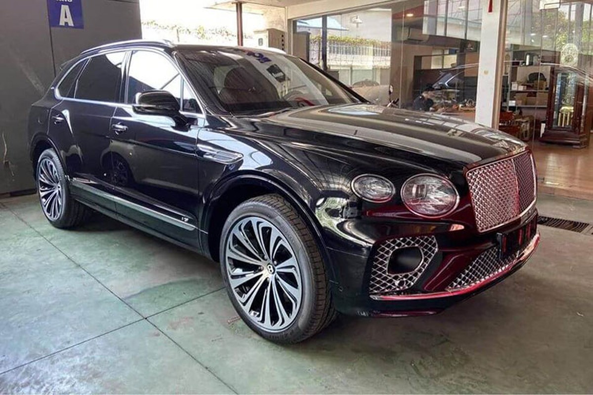 Bentley Bentayga V8 First Edition hon 21 ty dong 